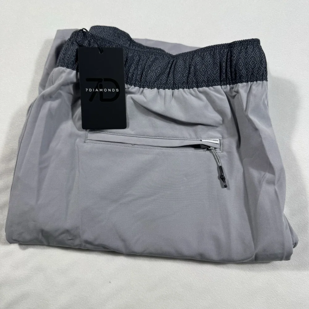 7 Diamonds 4 Way Stretch Shorts Men XXL Gray Core Active Moisture Wicking 7